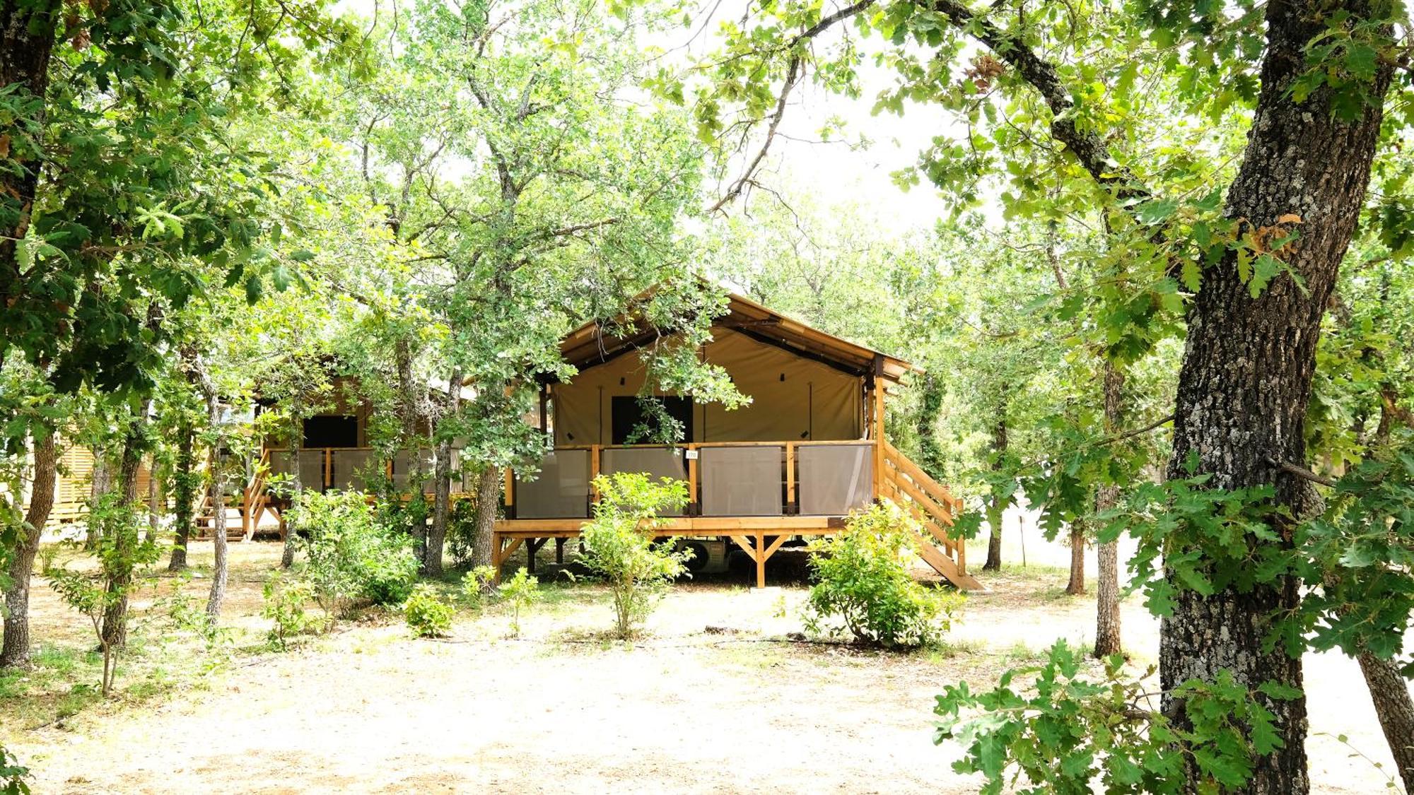 Hotel Domaine Les Chenes Blancs Saint-Saturnin-lès-Apt Zewnętrze zdjęcie