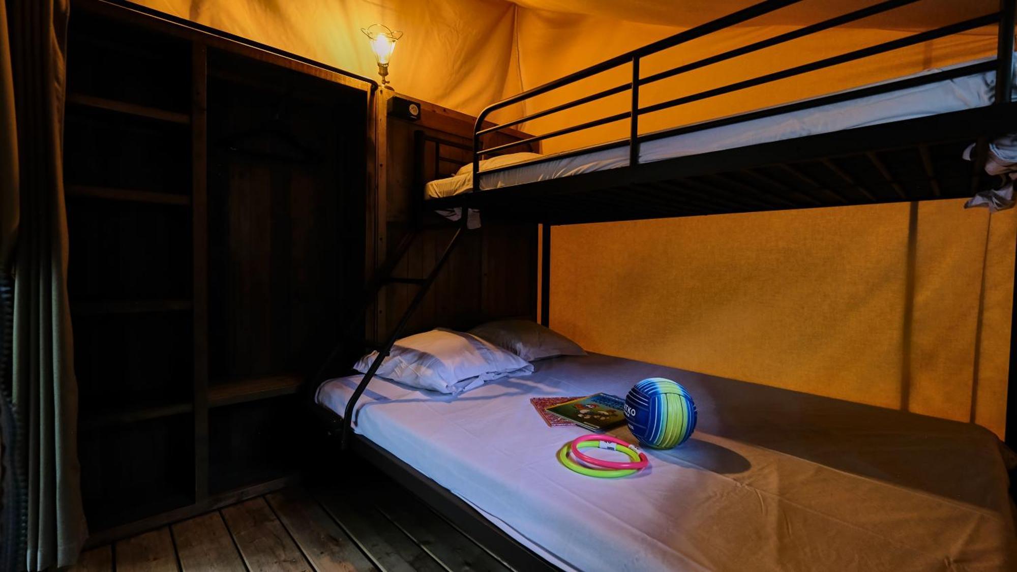 Hotel Domaine Les Chenes Blancs Saint-Saturnin-lès-Apt Zewnętrze zdjęcie