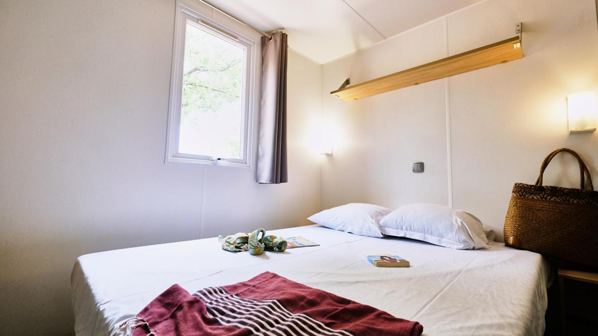 Hotel Domaine Les Chenes Blancs Saint-Saturnin-lès-Apt Zewnętrze zdjęcie