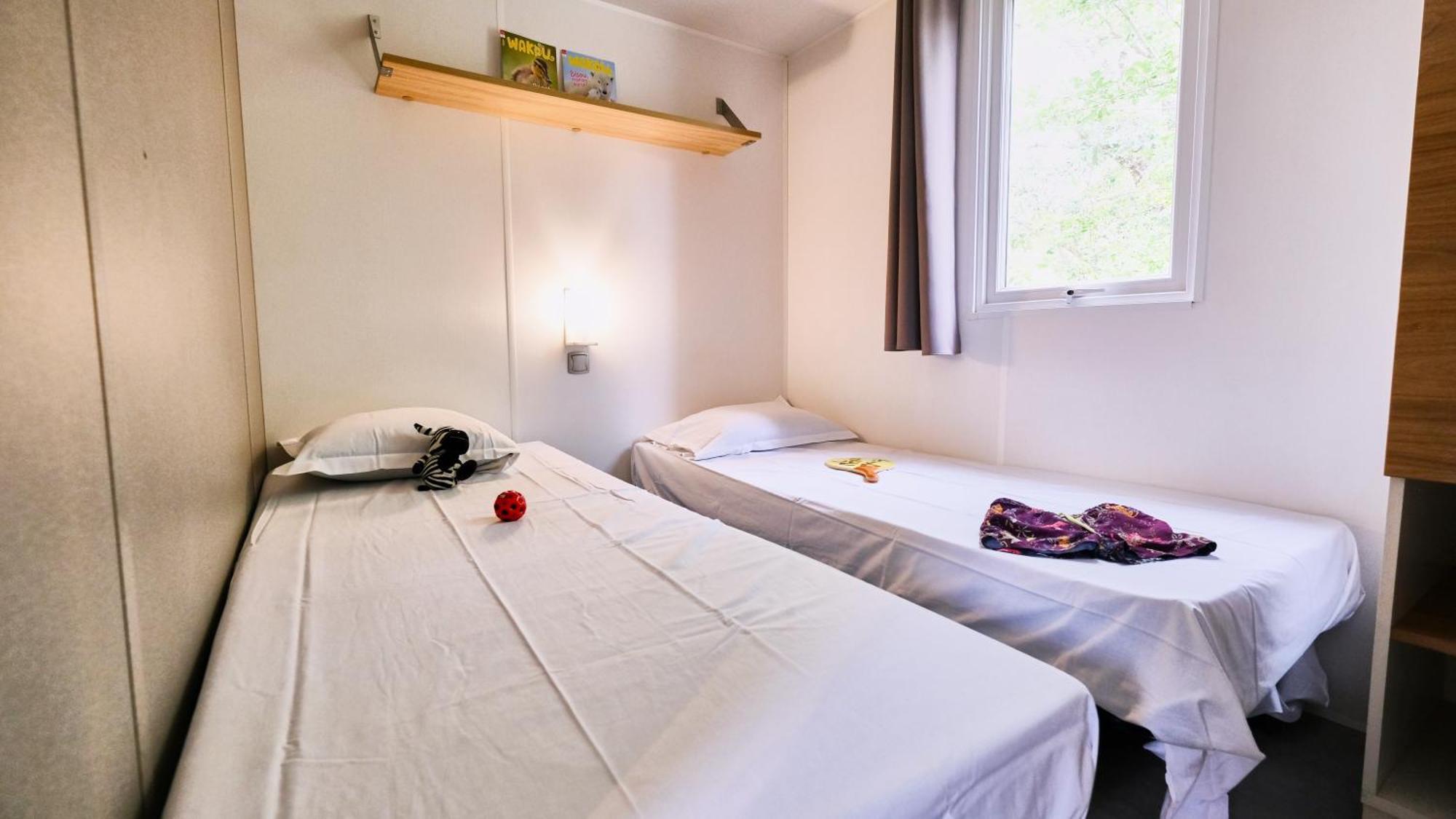 Hotel Domaine Les Chenes Blancs Saint-Saturnin-lès-Apt Zewnętrze zdjęcie